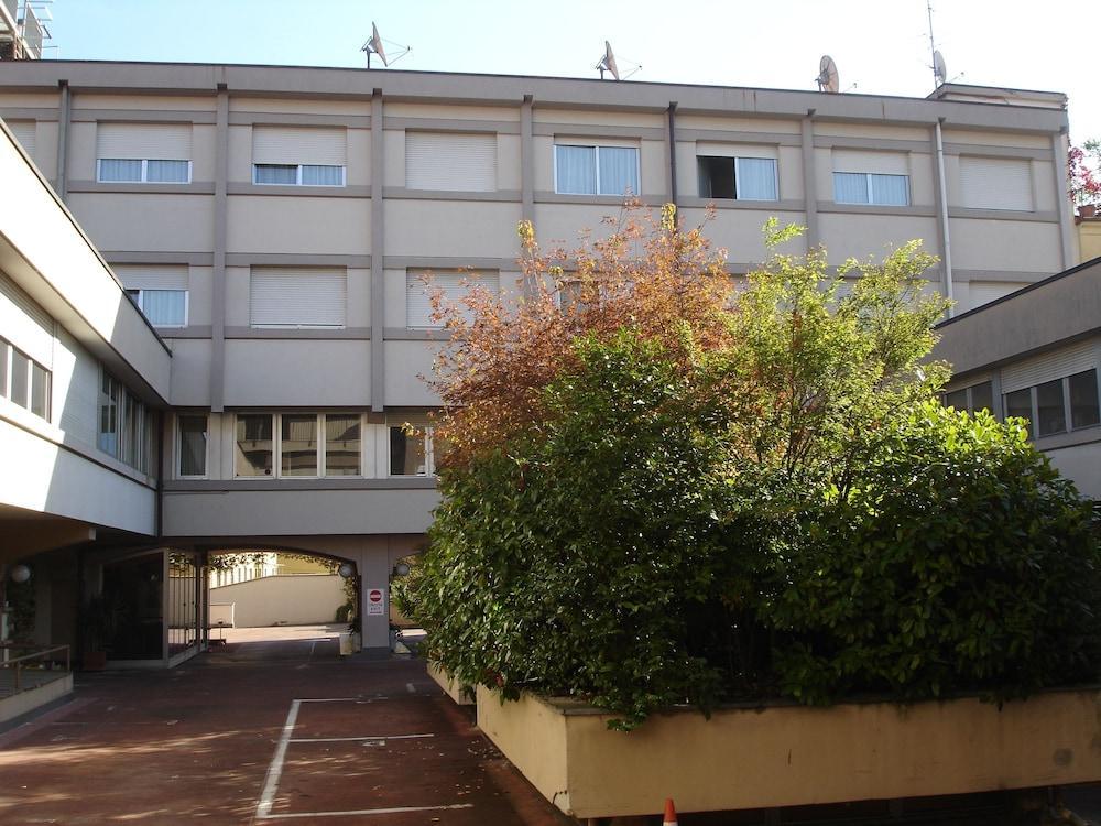 Augustus Hotel 比耶拉 外观 照片