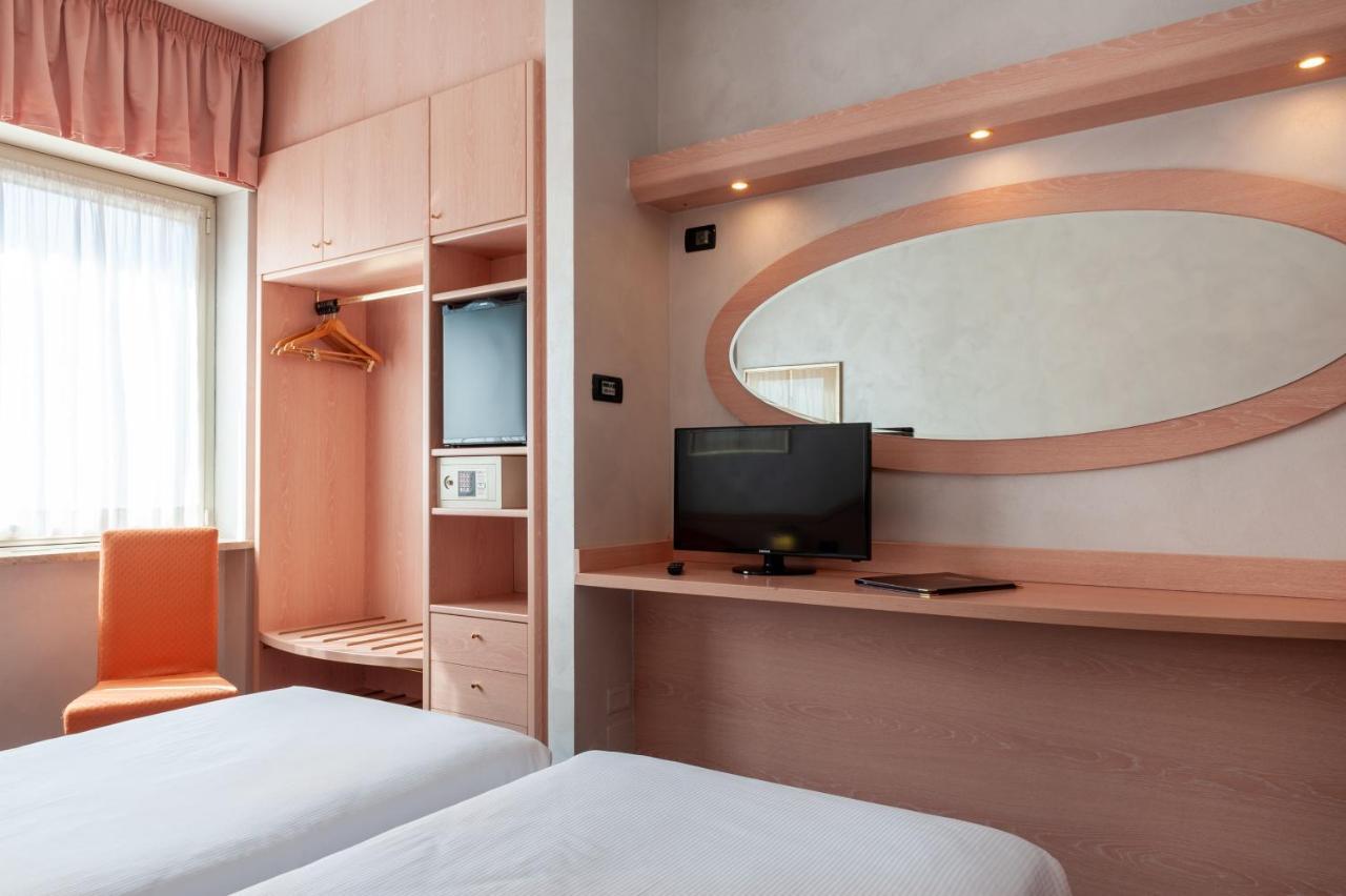 Augustus Hotel 比耶拉 外观 照片